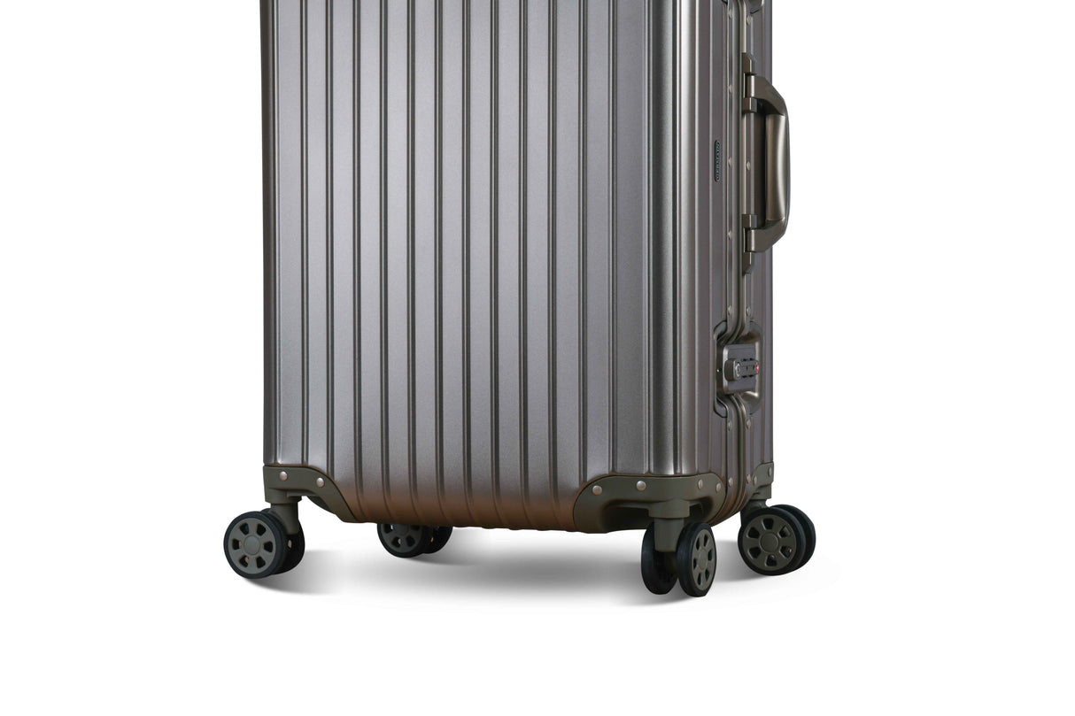 GERMAIN Luggage Bag – Titanium 20"